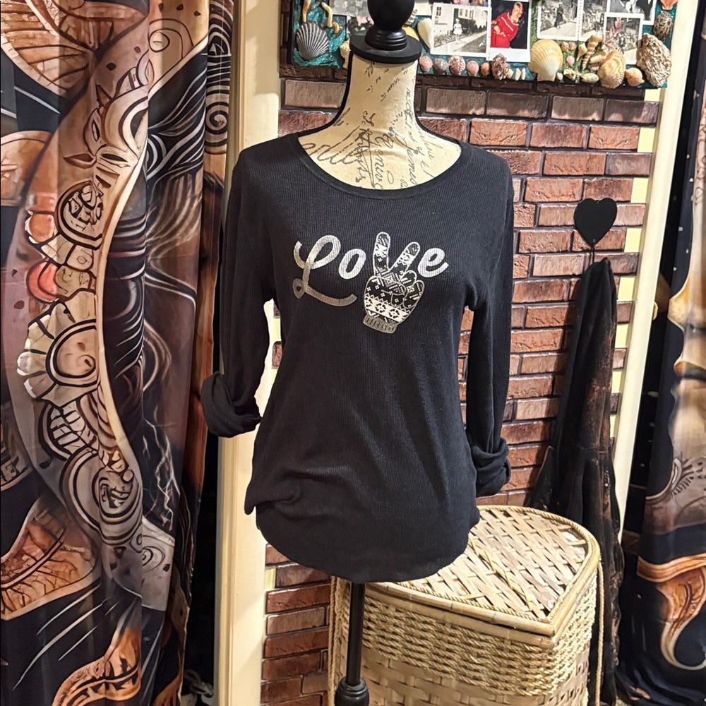 Women's Charcoal Love Graphic Top